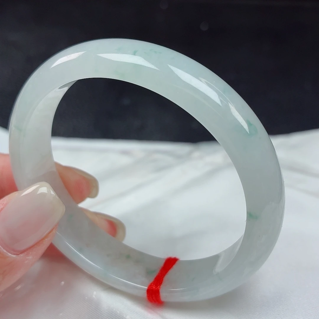 未镶嵌手镯（贵妃镯）翡翠55