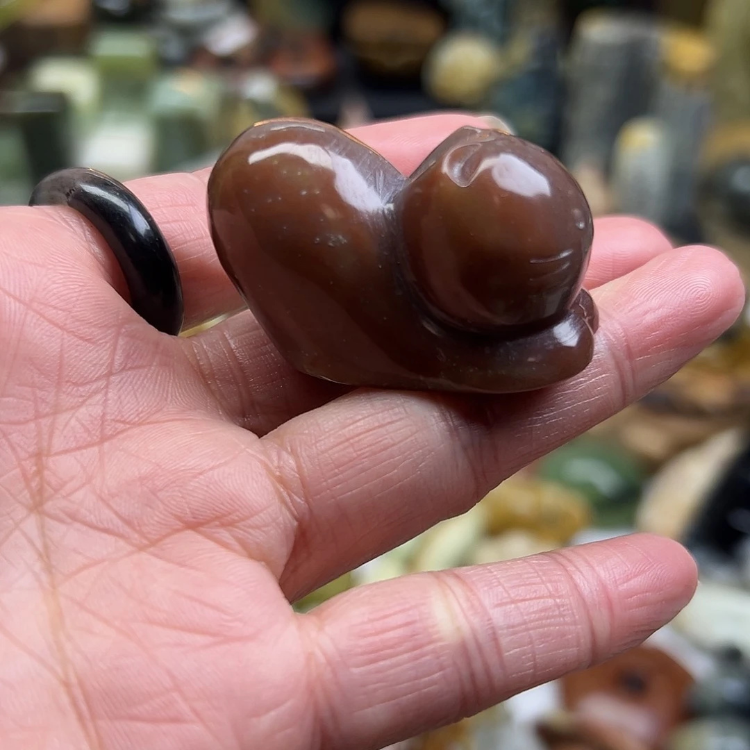 岫玉未镶嵌颈饰辽阳红猫有瑕