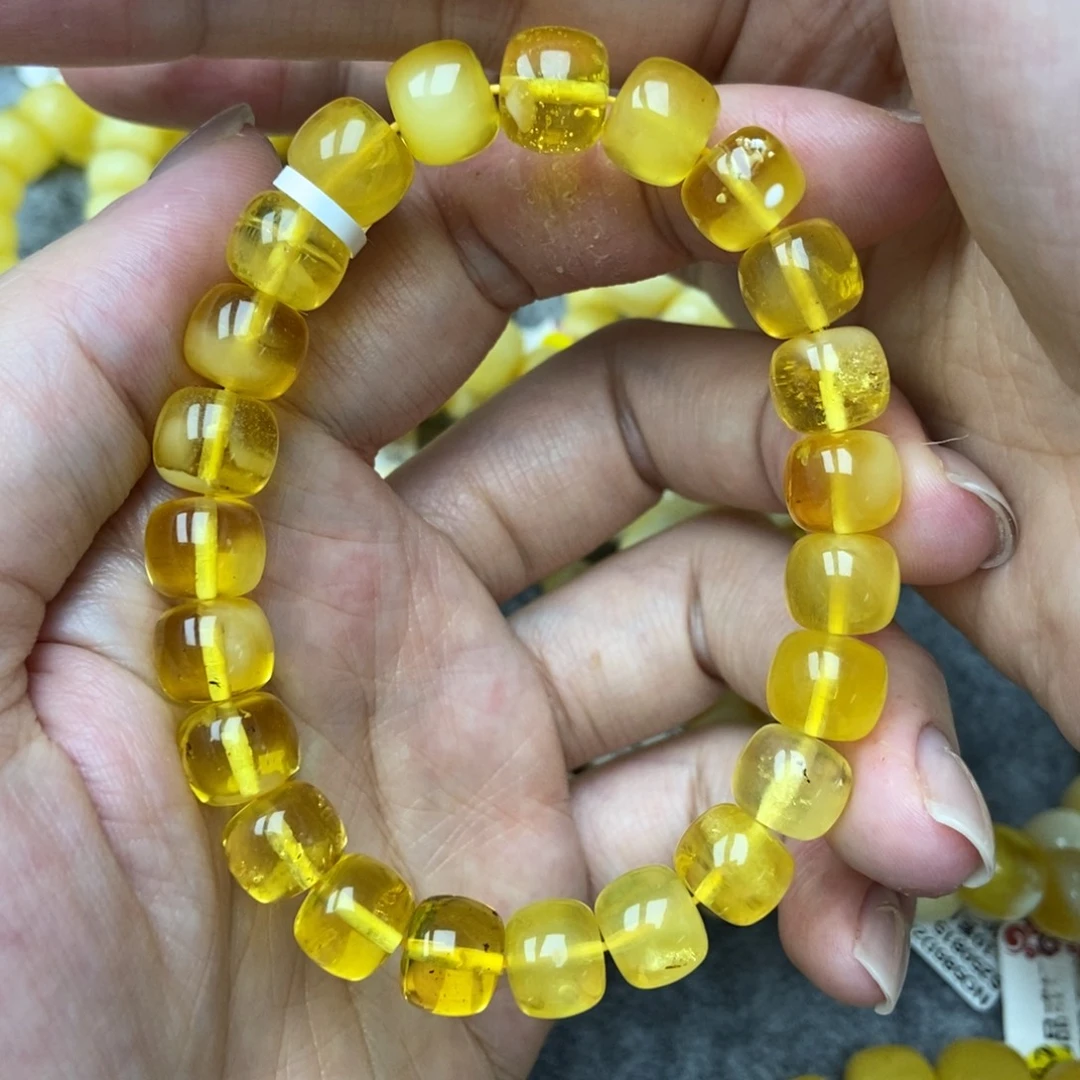 琥珀未镶嵌珠宝奇石41