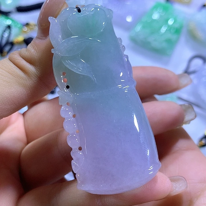 翡翠未镶嵌颈饰天然翡翠A货吊坠