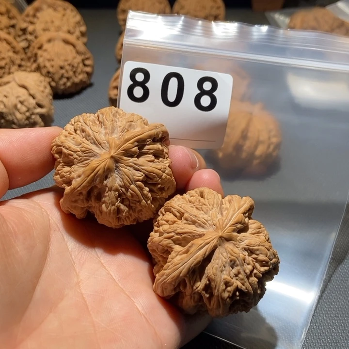 文玩核桃把件C****?粗筋