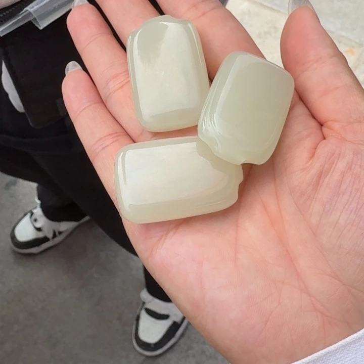 和田玉未镶嵌颈饰拍一发一多样性发货