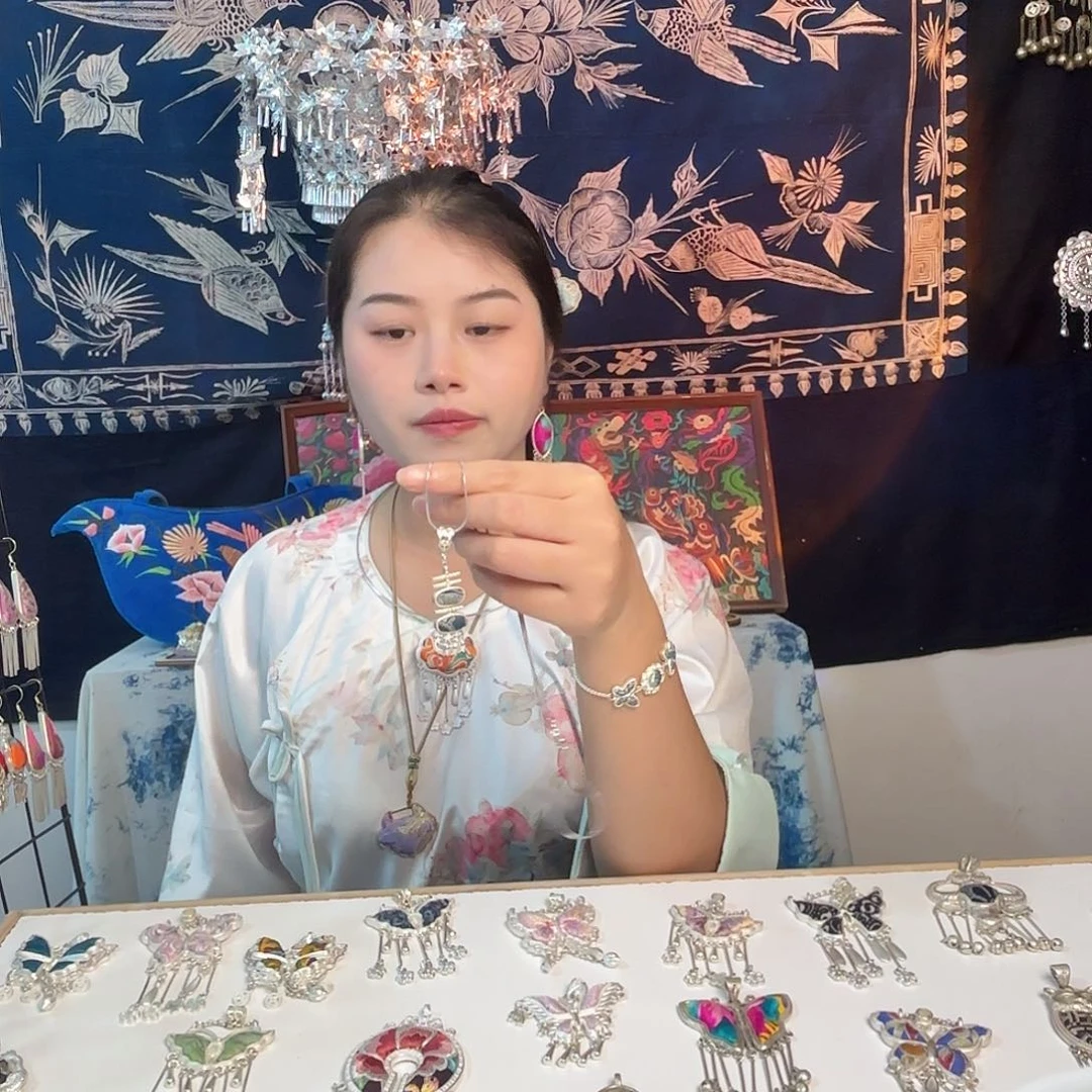 刺绣民族风复古风吊坠