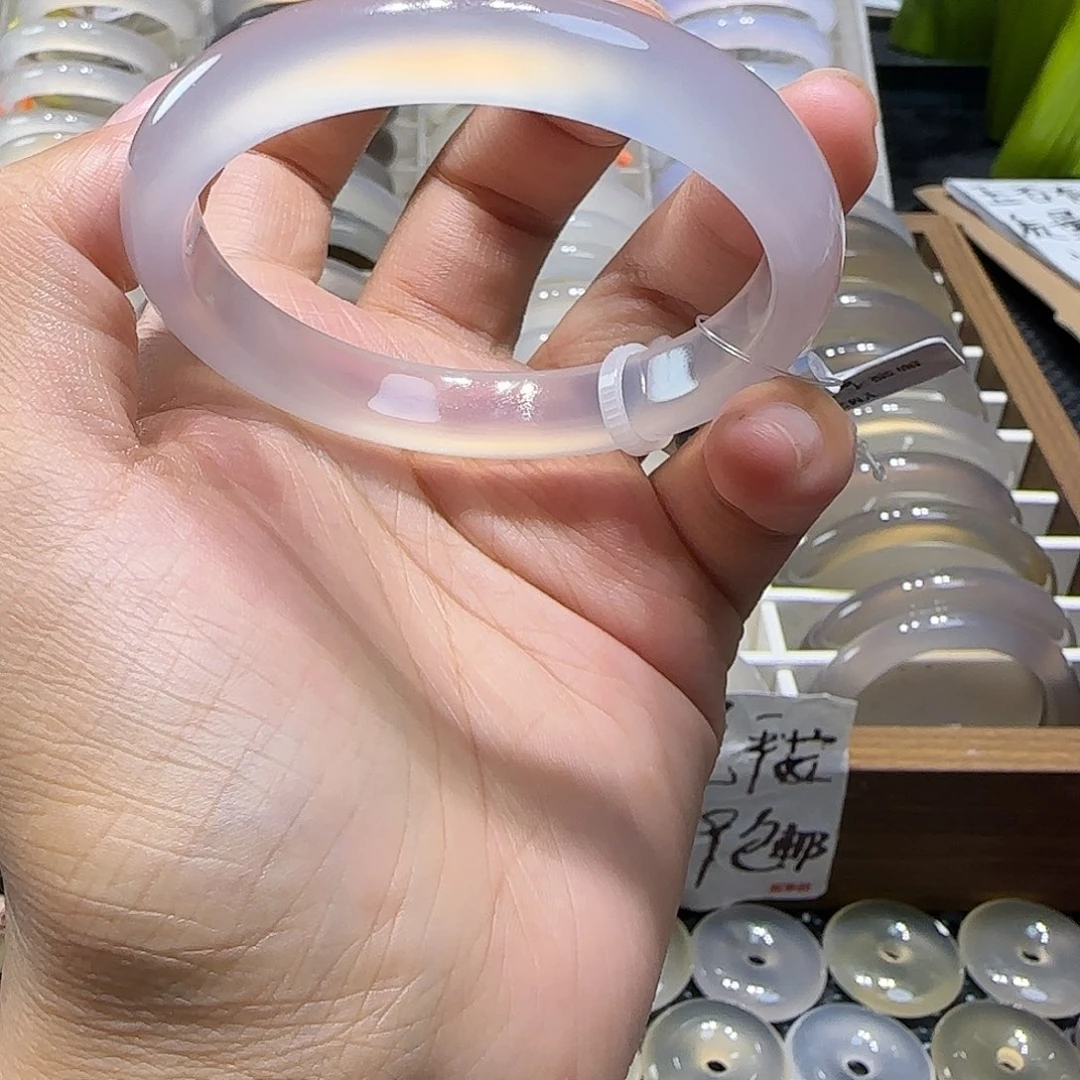 玛瑙/玉髓未镶嵌手镯54白冰