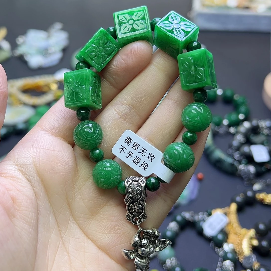 爱***儿翡翠未镶嵌手链399