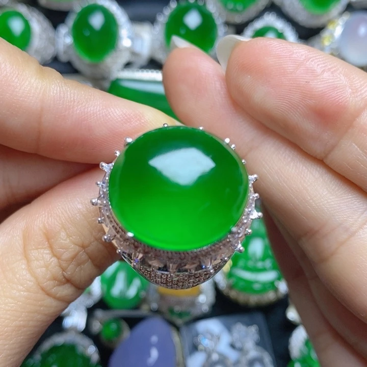 翡翠未镶嵌挂件蛋面