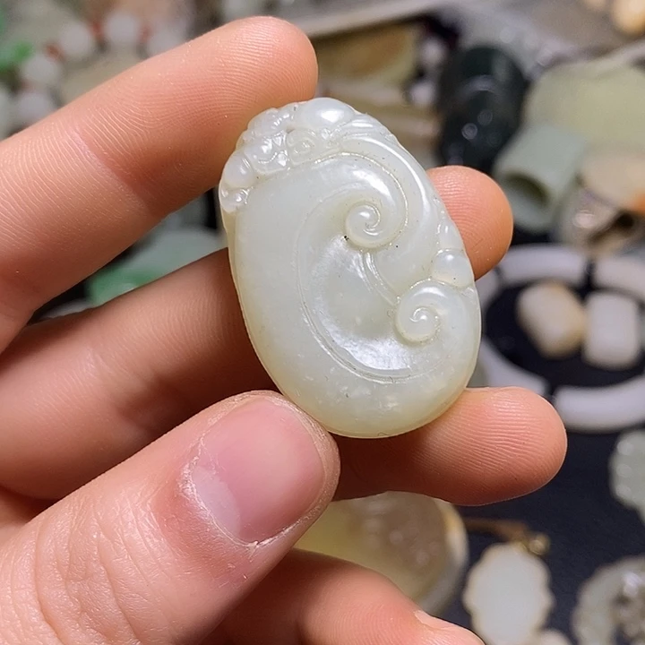 和田玉（糖玉）未镶嵌颈饰