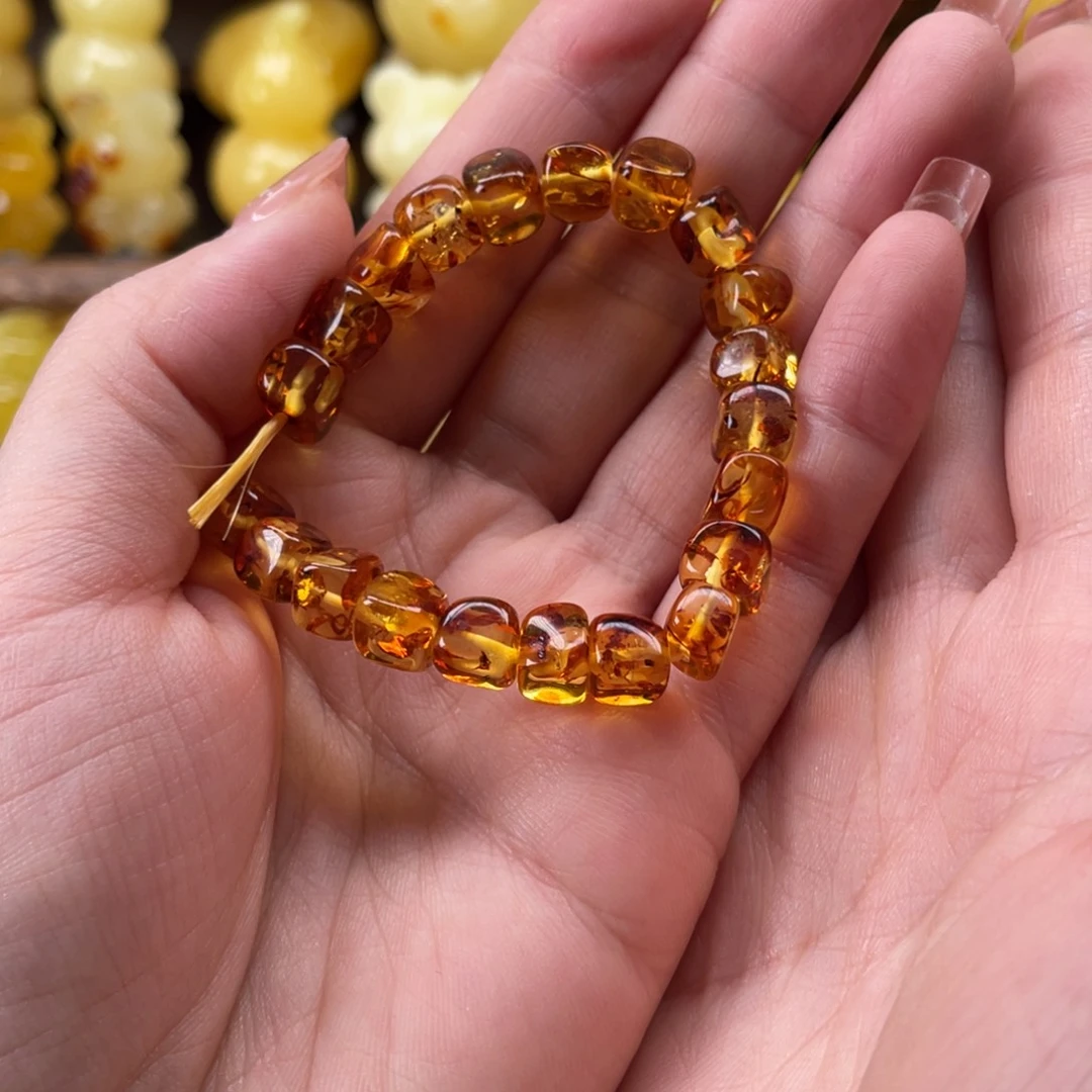 琥珀珠宝奇石未镶嵌小**呦
