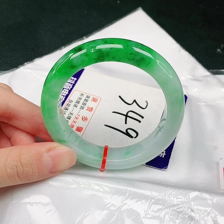 未镶嵌手镯翡翠翡翠手镯