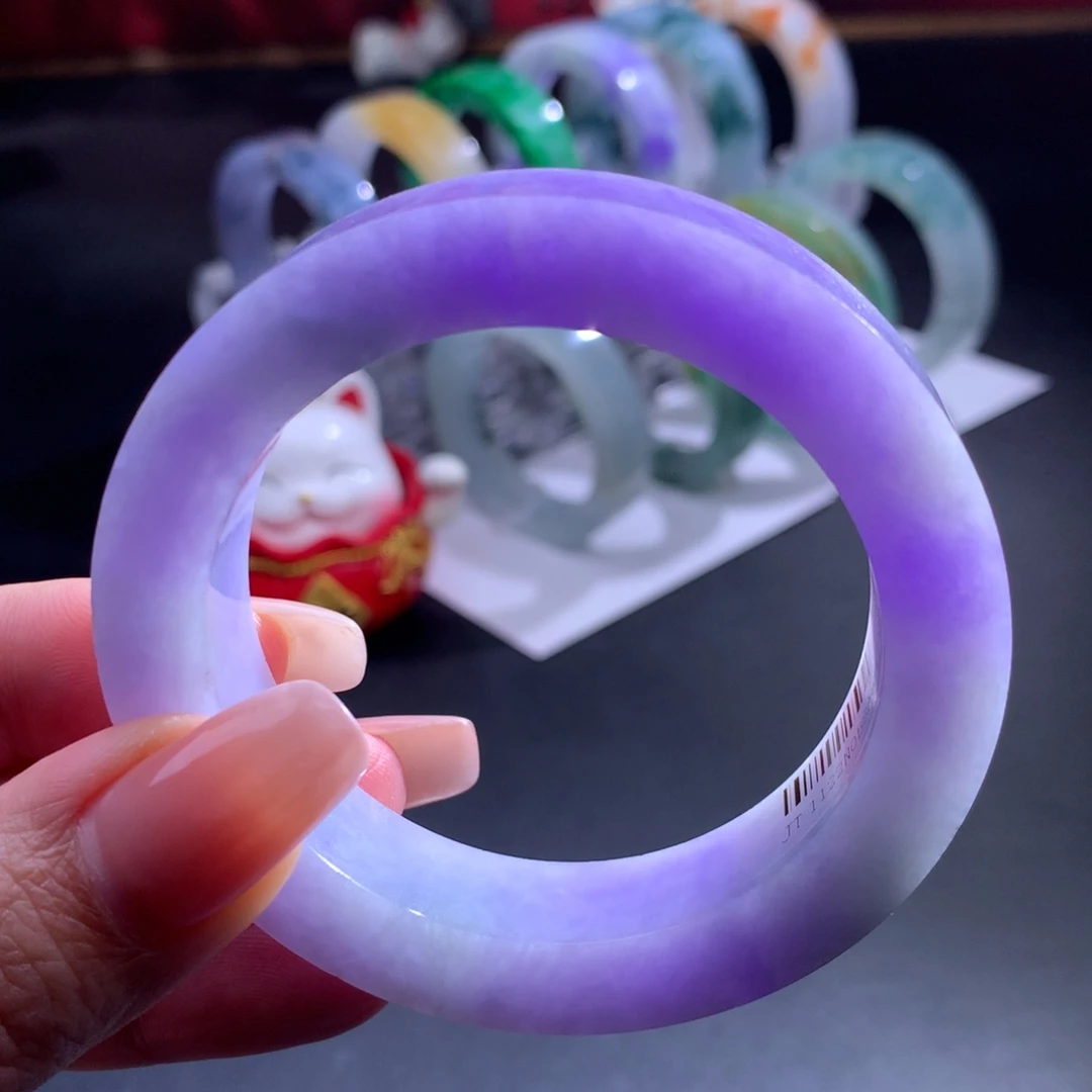 定制翡翠未镶嵌翡翠手镯