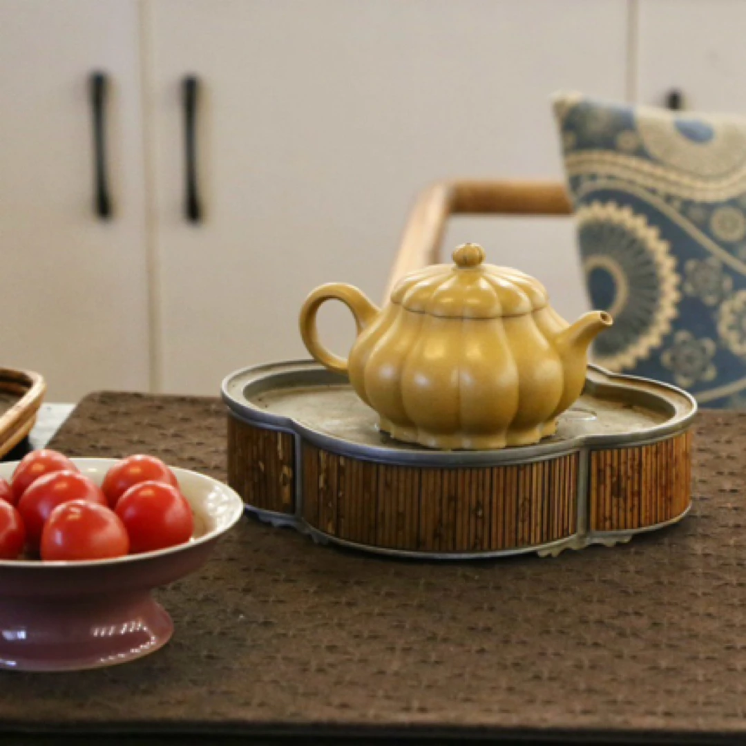 新品 「菊蕾」纯净黄金段泥 容量160CC 高端紫砂壶