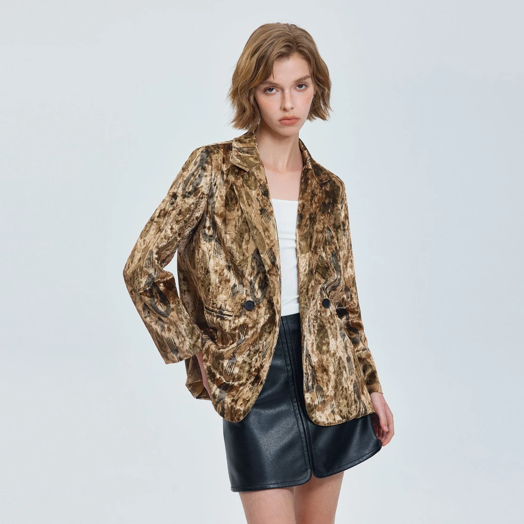 BH-BLACK 秋季韩国绒艾德莱斯花纹西装