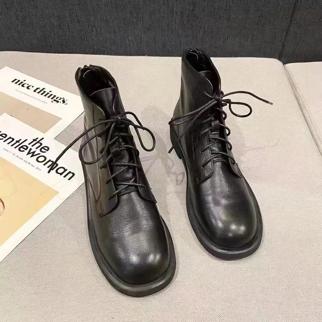 真皮平底圆头系带马丁靴9262