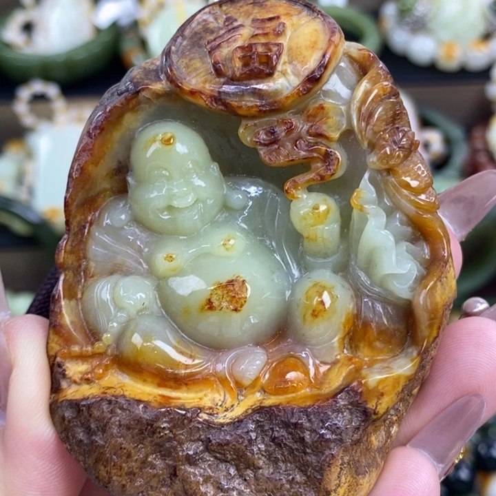 透闪石质玉未镶嵌把件