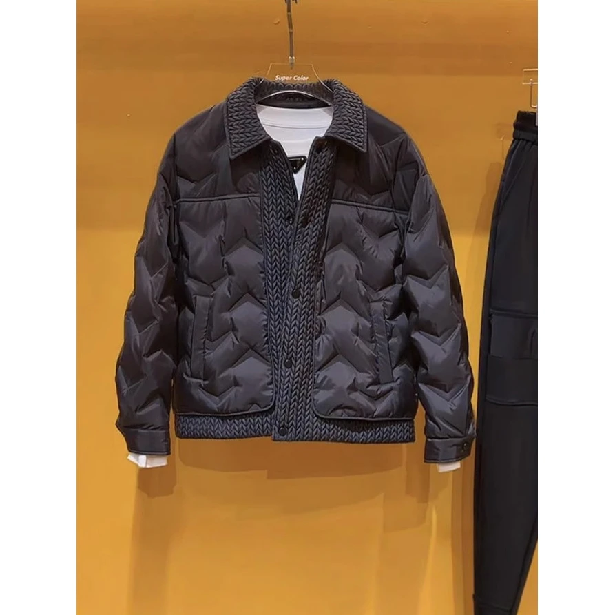 2024翻领轻薄麦穗短款拼接复古香风保暖款式潮流外套冬季男士