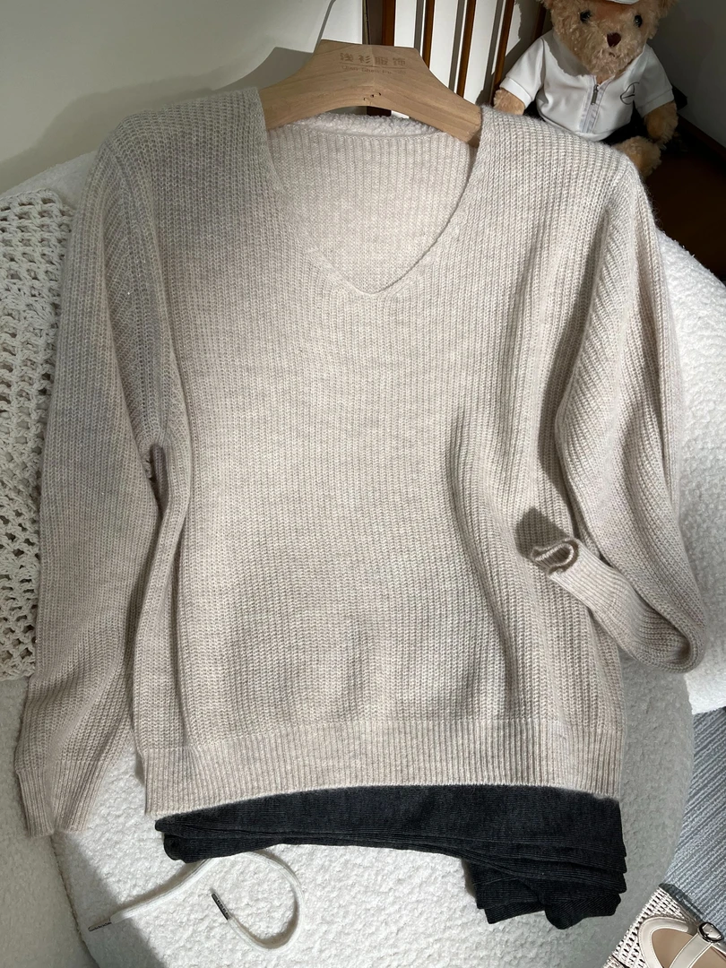 623#2025新款羊毛混纺针织衫V领套头宽松显瘦百搭时尚长袖毛衣女