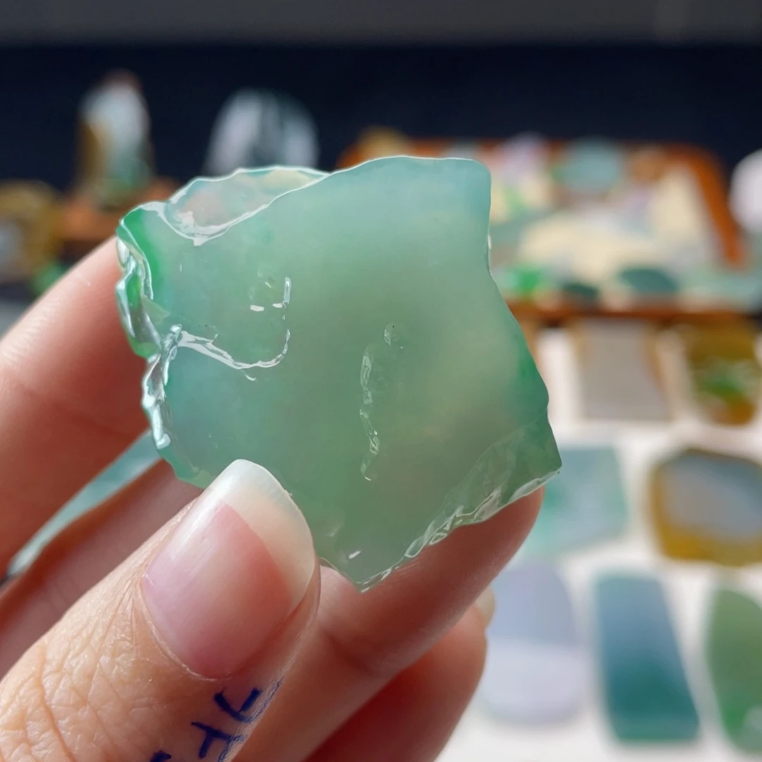 定制翡翠未镶嵌包工包料