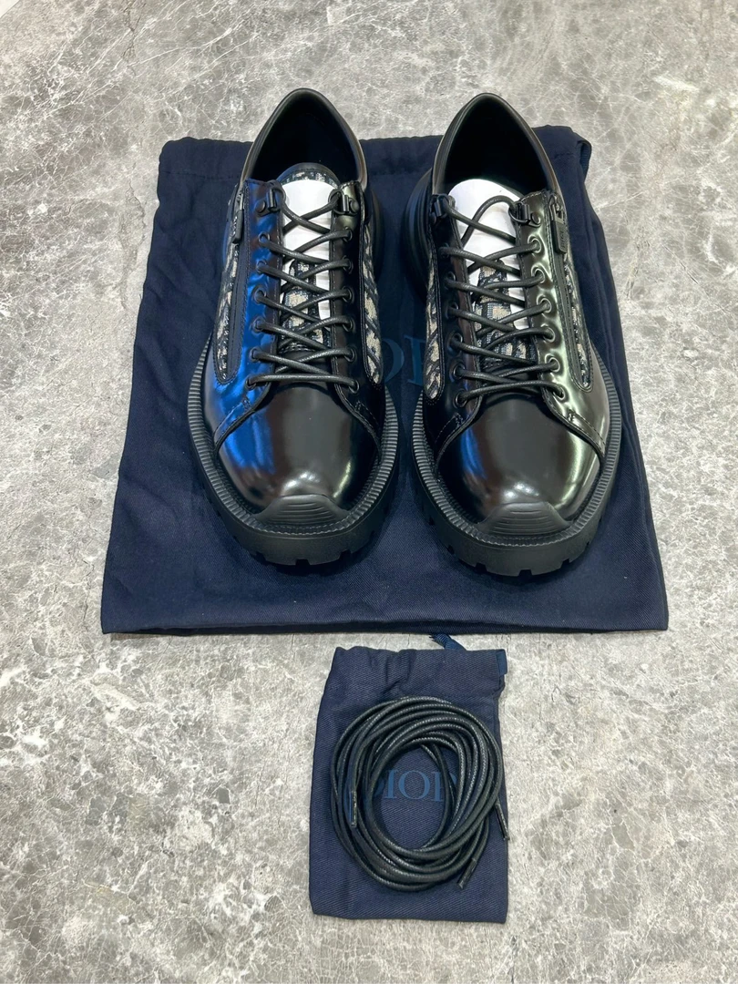未使用 DIOR/迪奥 全新 dior 迪奥老花皮鞋 42码 9451356