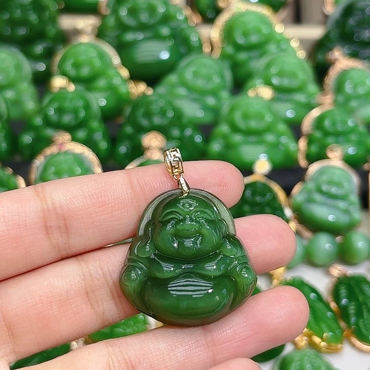 和田玉（碧玉）颈饰18K金镶嵌