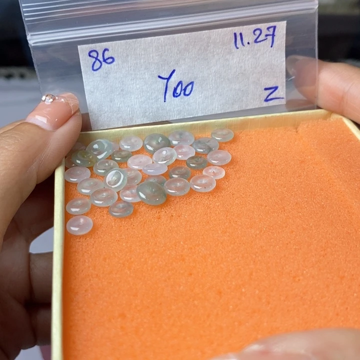 秋***天定制翡翠未镶嵌不退