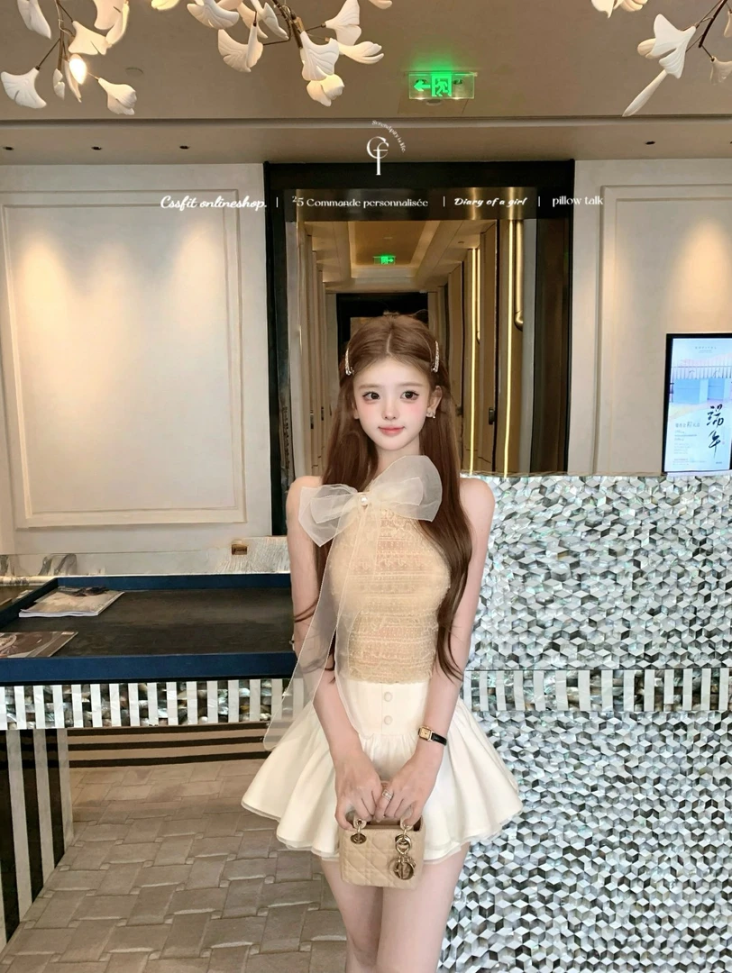 迟伞伞25/ss citrus利口酒 蕾丝蝴蝶结气质挂脖上衣蓬蓬裙裤套装