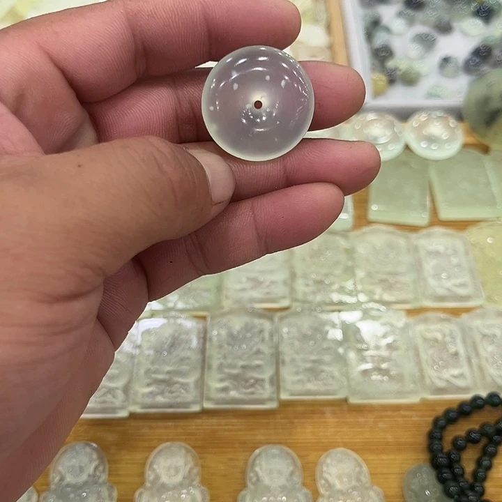 非金属花岗石玉石吊坠玉石吊坠