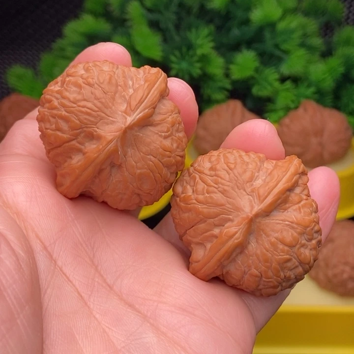 吊坠文玩核桃不****鱼乾隆磨38全品