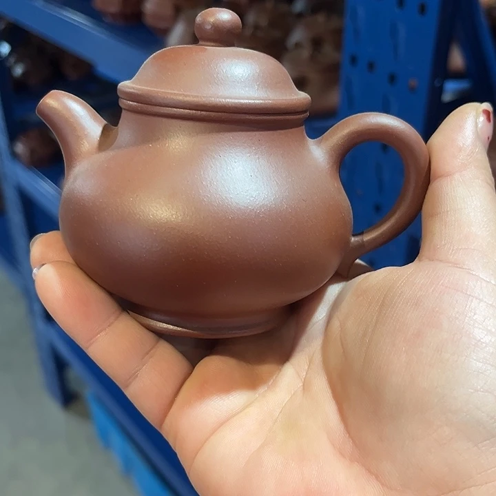 紫砂茶壶李*敏紫砂………………