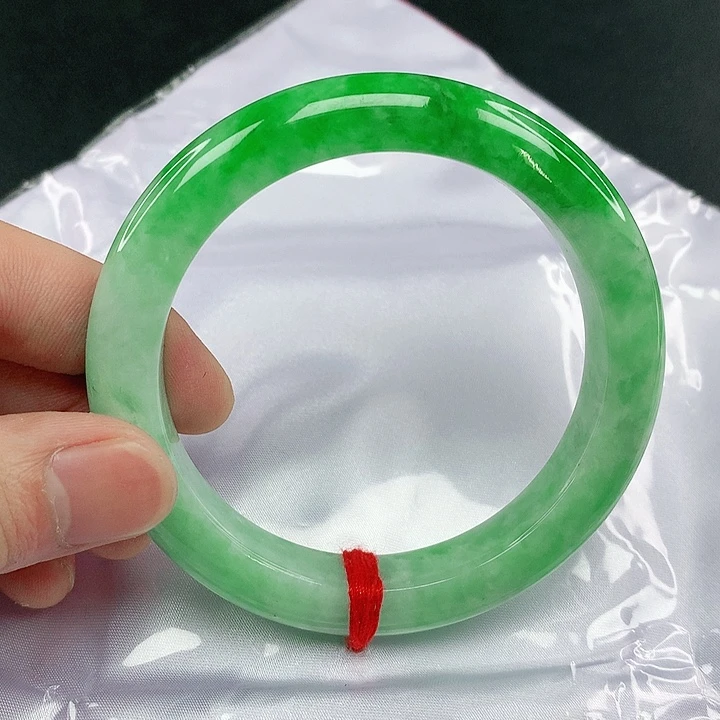 翡翠手镯未镶嵌圈59。1103