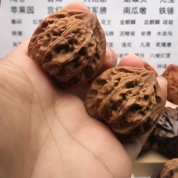 把件文玩核桃盘山公子帽，边39