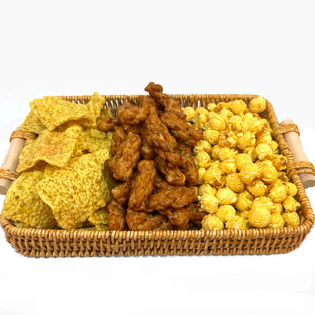 软雪饼+爆米花+蜂蜜蛋糕+苦荞片+小麻花+江米条（随机两个）备注