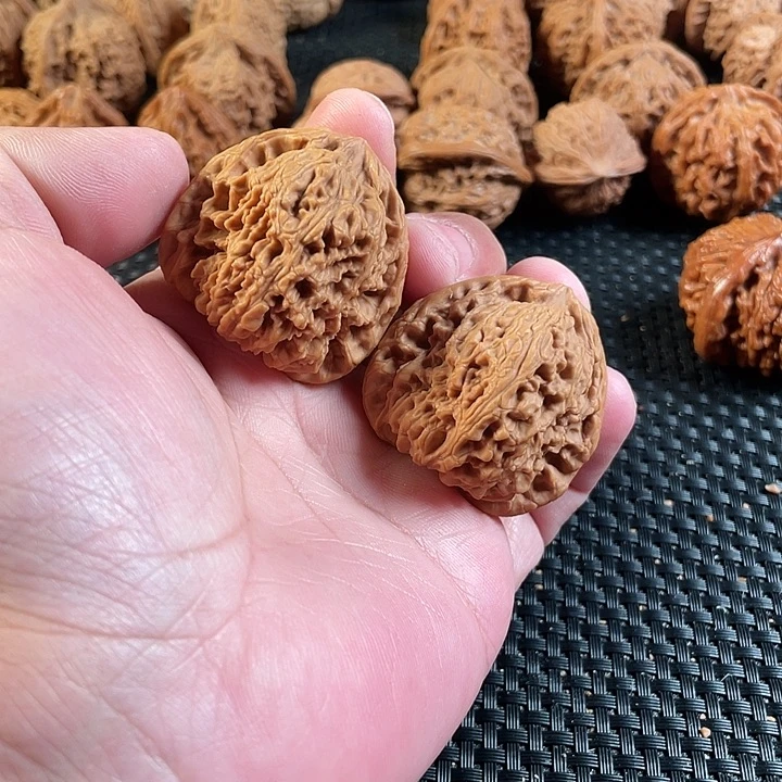 文玩核桃把件南疆石41