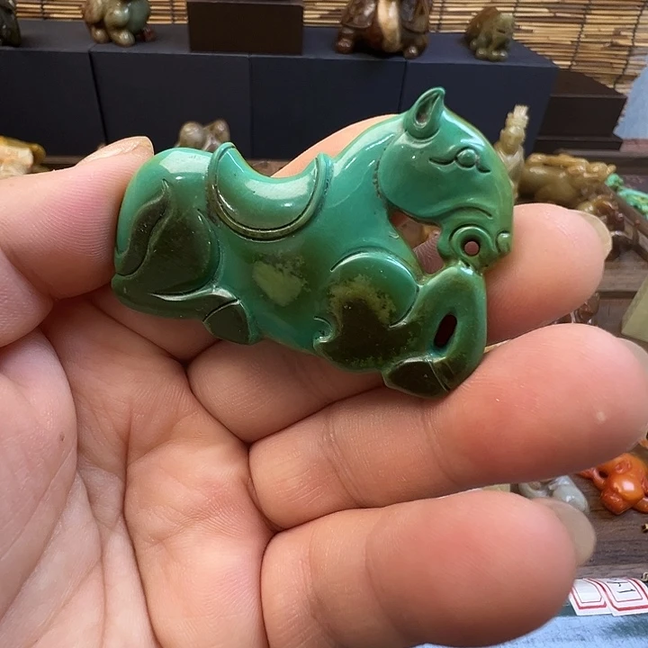 未镶嵌和田玉（糖玉）挂件