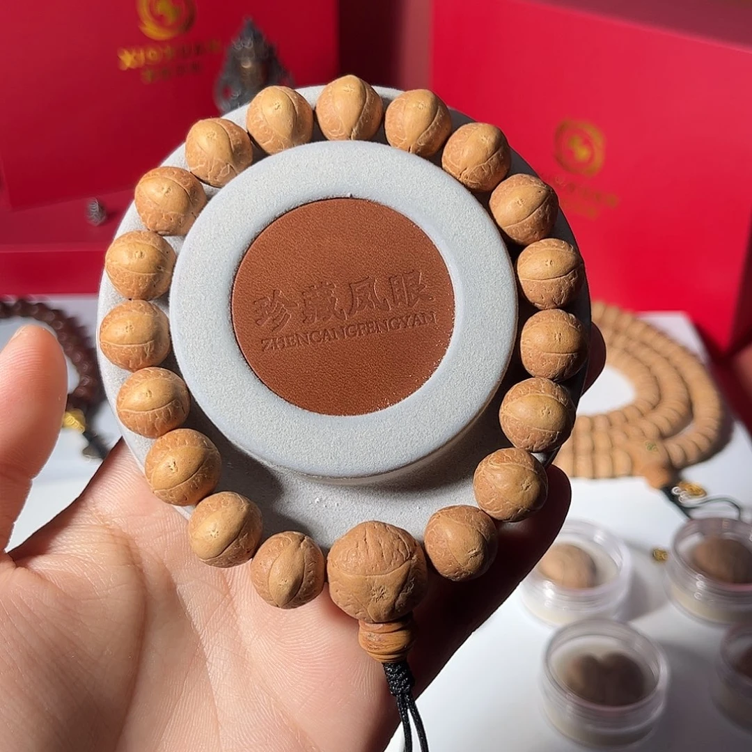 凤眼菩提手串李****我大眼萌