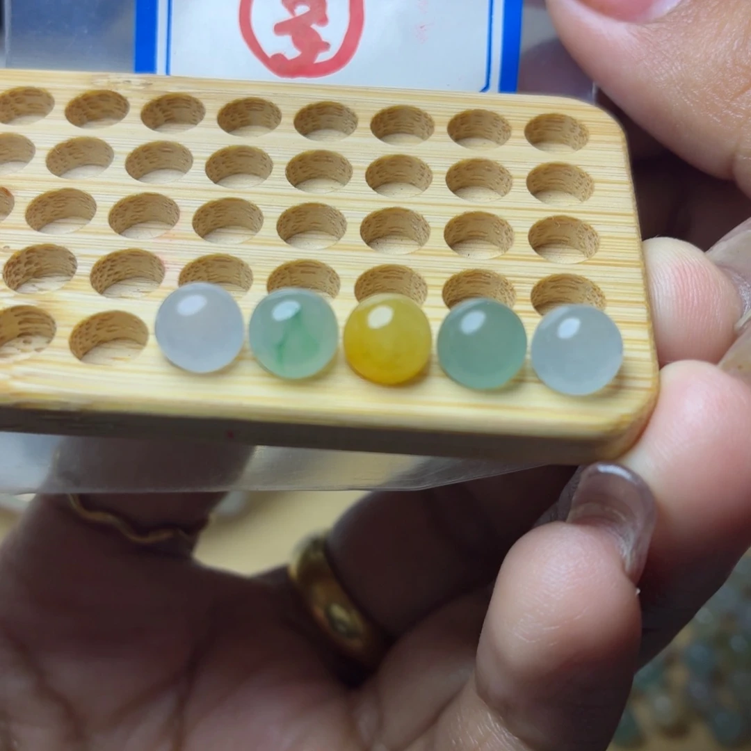 定制翡翠未镶嵌翡翠珠链