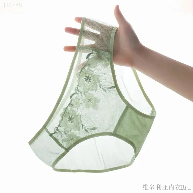 【高档礼盒】国风蕾丝刺绣包臀内裤送老婆结婚生日本命年中腰透气女