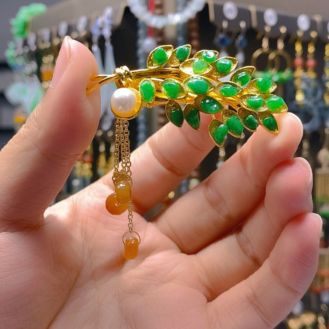 未镶嵌翡翠耳饰翡翠
