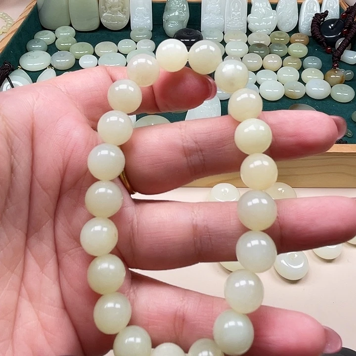 和田玉（糖玉）未镶嵌手链