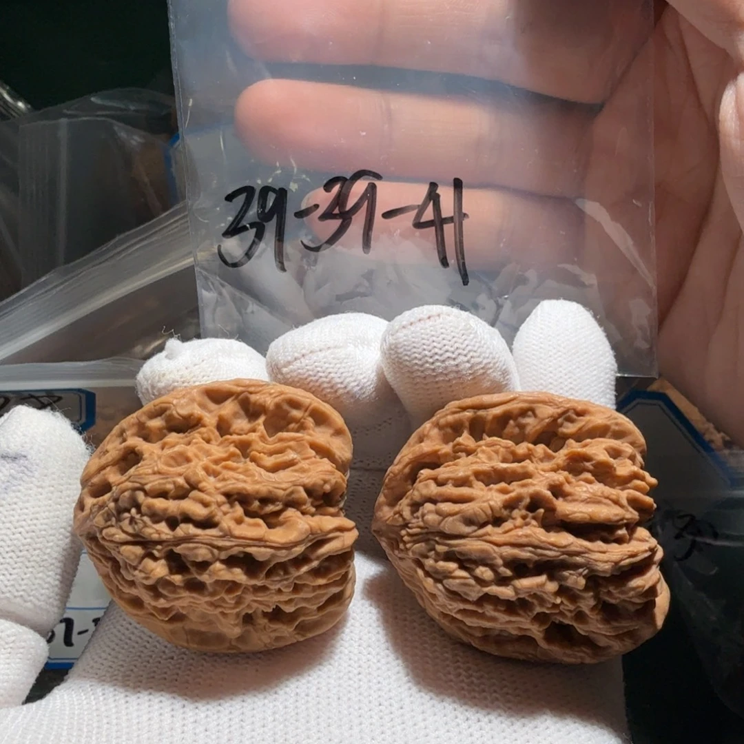 文玩核桃吊坠南疆5