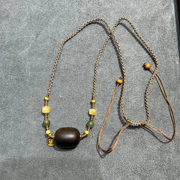 檀木吊坠项链16*20mm-3775