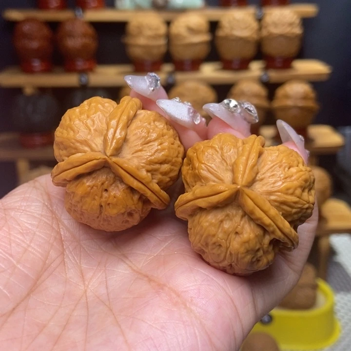 文玩核桃把件白羊三棱37号