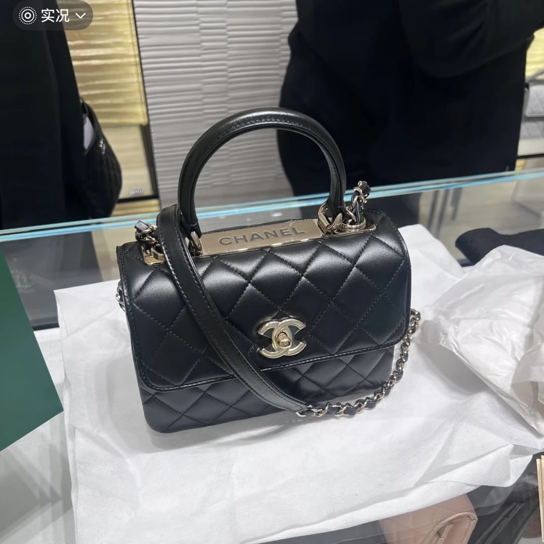 未使用 Chanel/香奈儿 25年香奈儿trendycc mini 20cm底长