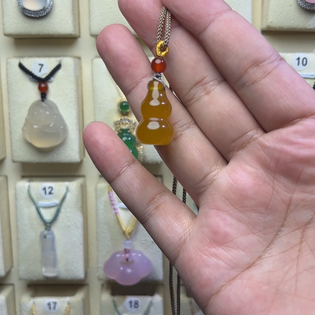 玛瑙/玉髓未镶嵌颈饰