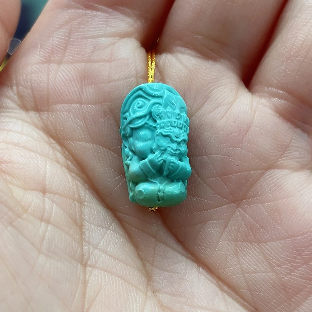 绿松石颈饰未镶嵌