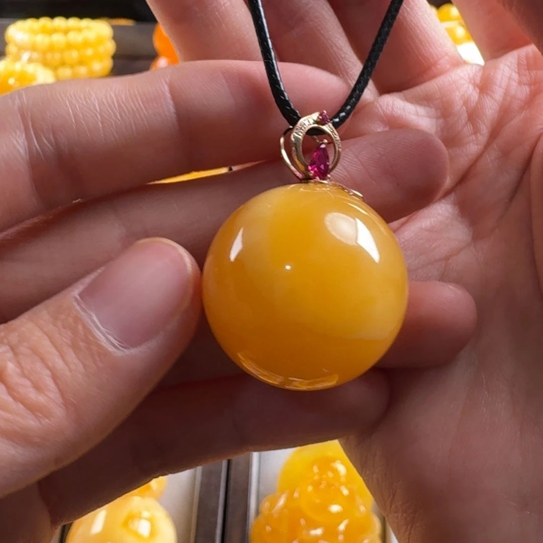 蜜蜡毛衣链未镶嵌玉**蝶