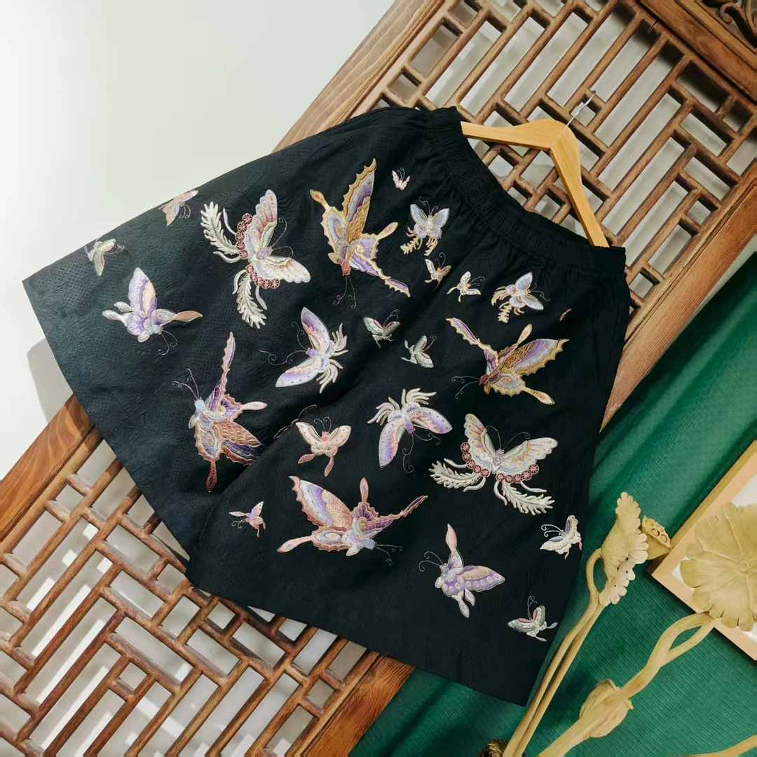 （ LK135-21）凤徕兮黑色立体提花粉紫蝴蝶刺绣全松紧加衬六分裤