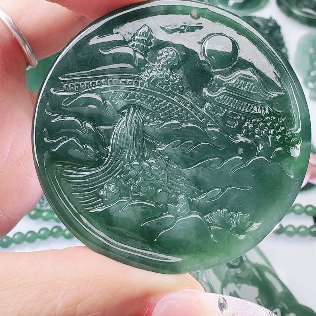 翡翠未镶嵌颈饰111