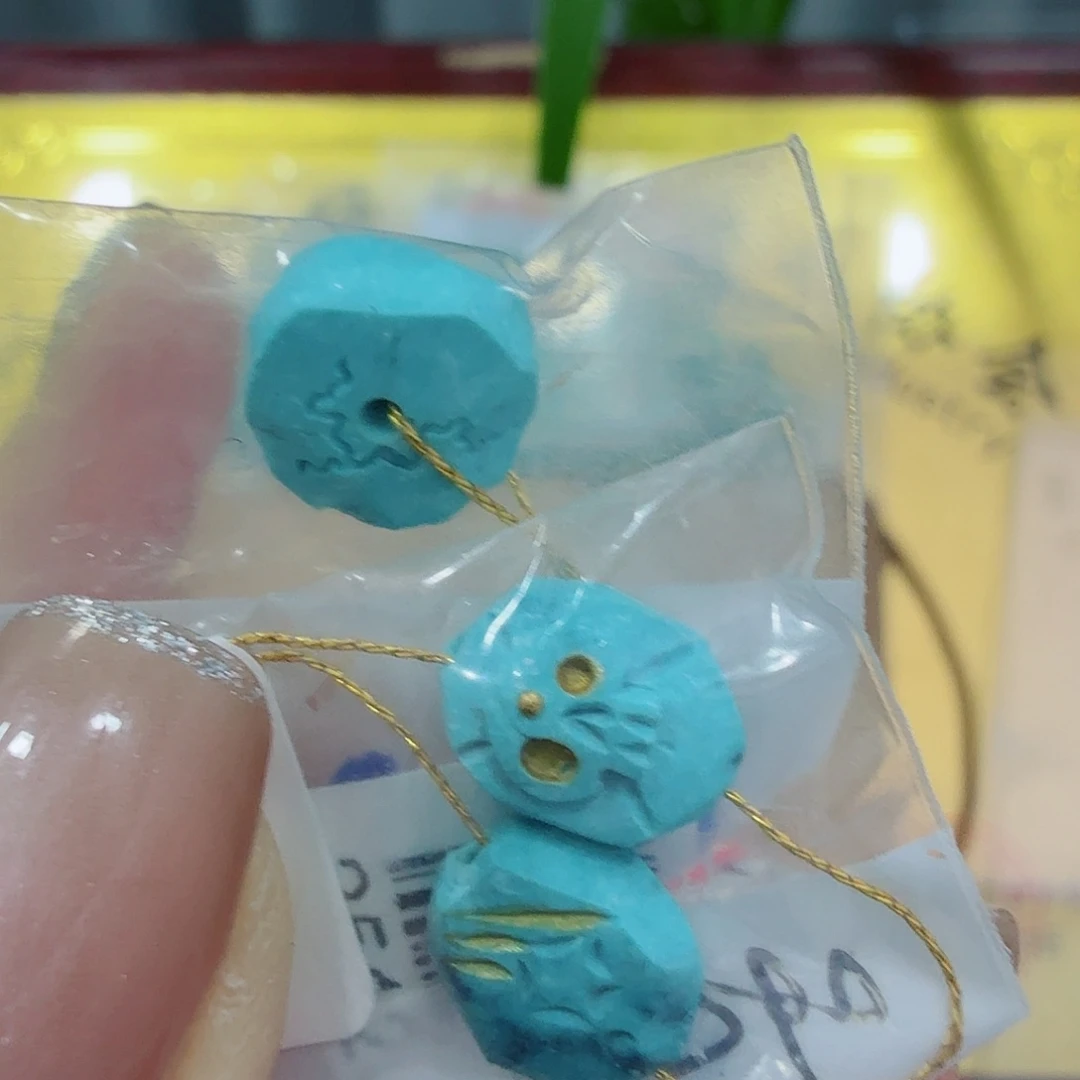 未镶嵌绿松石珠宝奇石