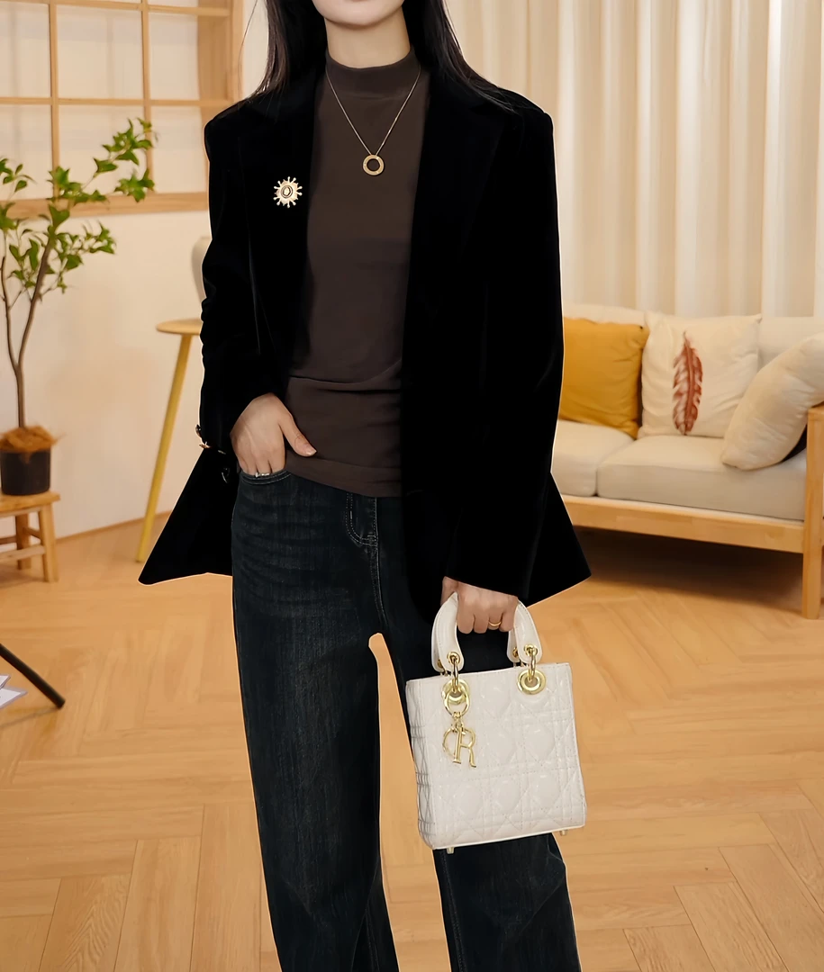 2025秋季新款黑色小西装外套女气质百搭修身显瘦西服上衣