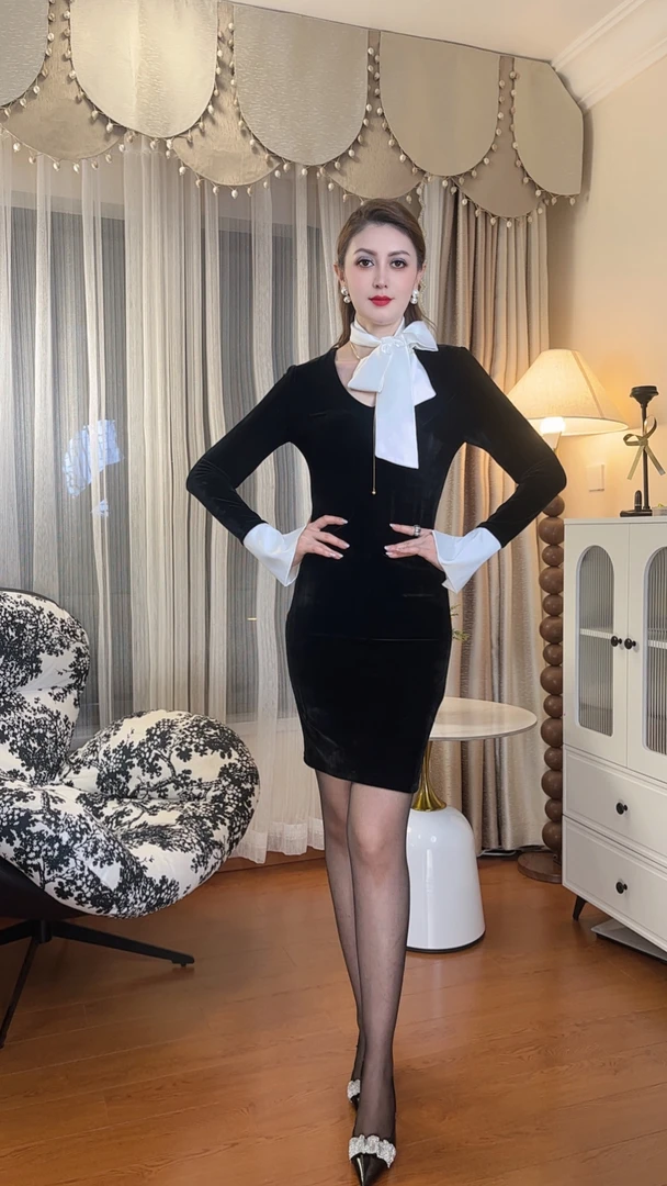 赫本风蝴蝶结飘带金丝绒连衣裙女秋冬气质连衣裙
